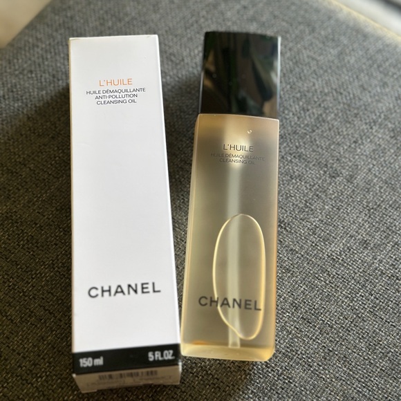 NEW Chanel L’HUILE Anti-Pollution Cleansing Oil - Picture 1 of 5